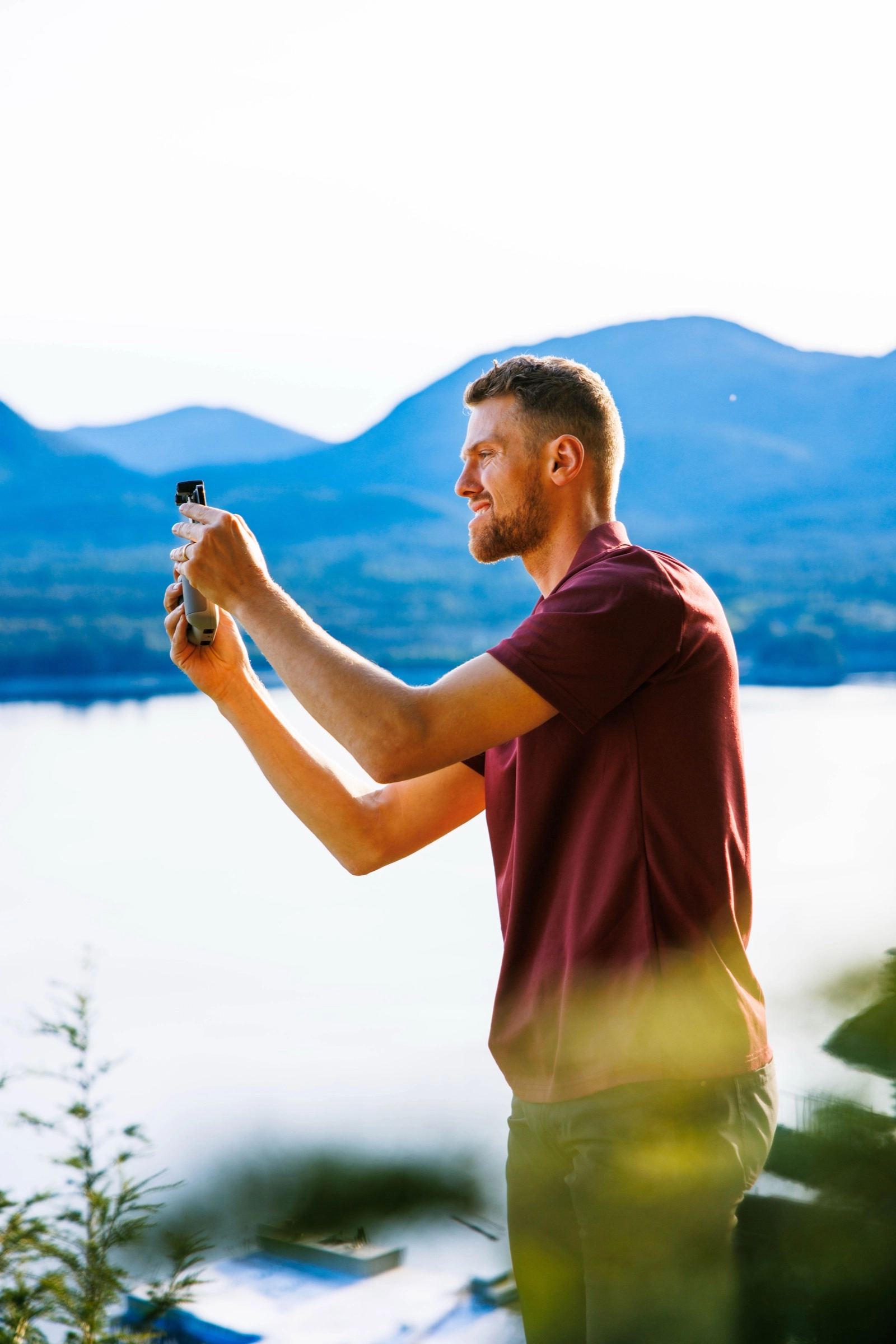 PHOTOGRAPHY THAT CAPTIVATES. background