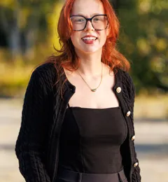 Cora Davis secondary photo